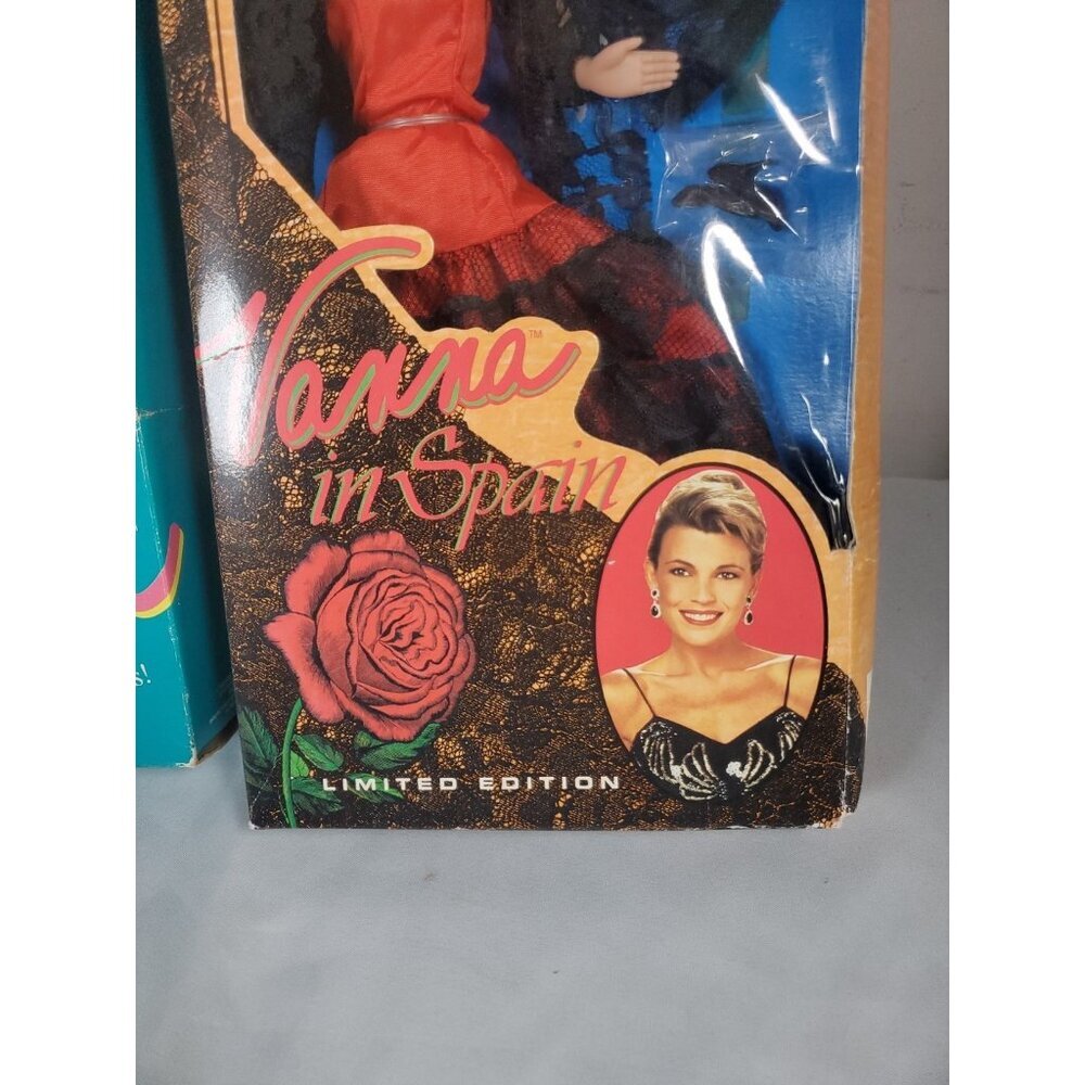 (2) Vanna White Limited Edition Spain Doll & Doll Black & Gold Dress Vintage - Picture 10 of 14